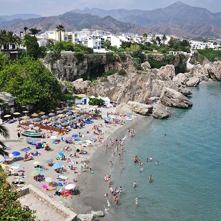 Apartamento La Casa Del Abuelo เนร์คา ภายนอก รูปภาพ