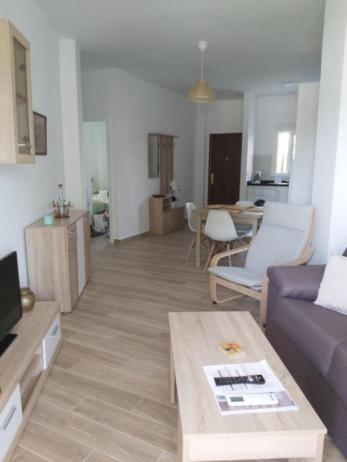 Apartamento La Casa Del Abuelo เนร์คา ภายนอก รูปภาพ
