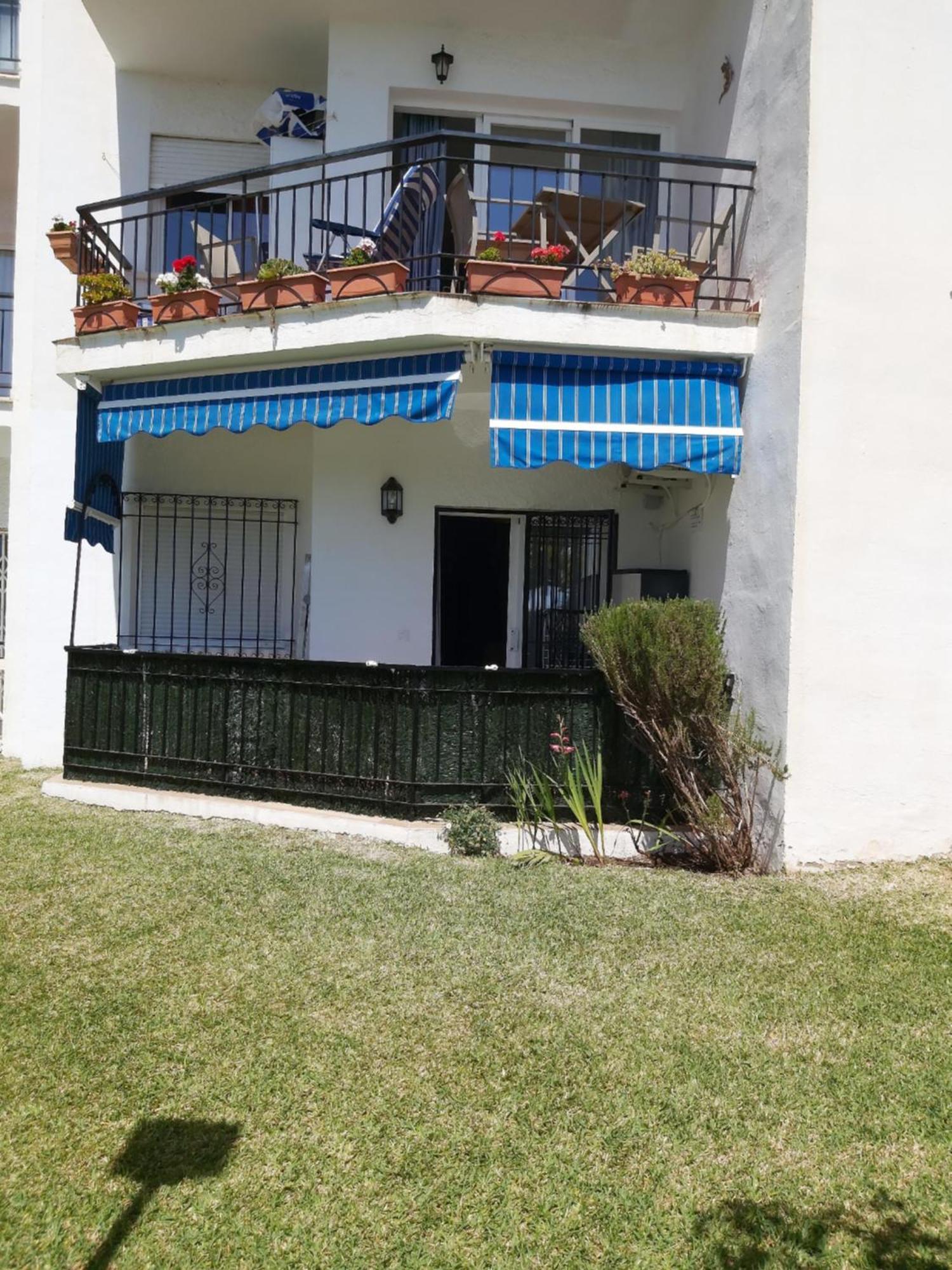 Apartamento La Casa Del Abuelo เนร์คา ภายนอก รูปภาพ