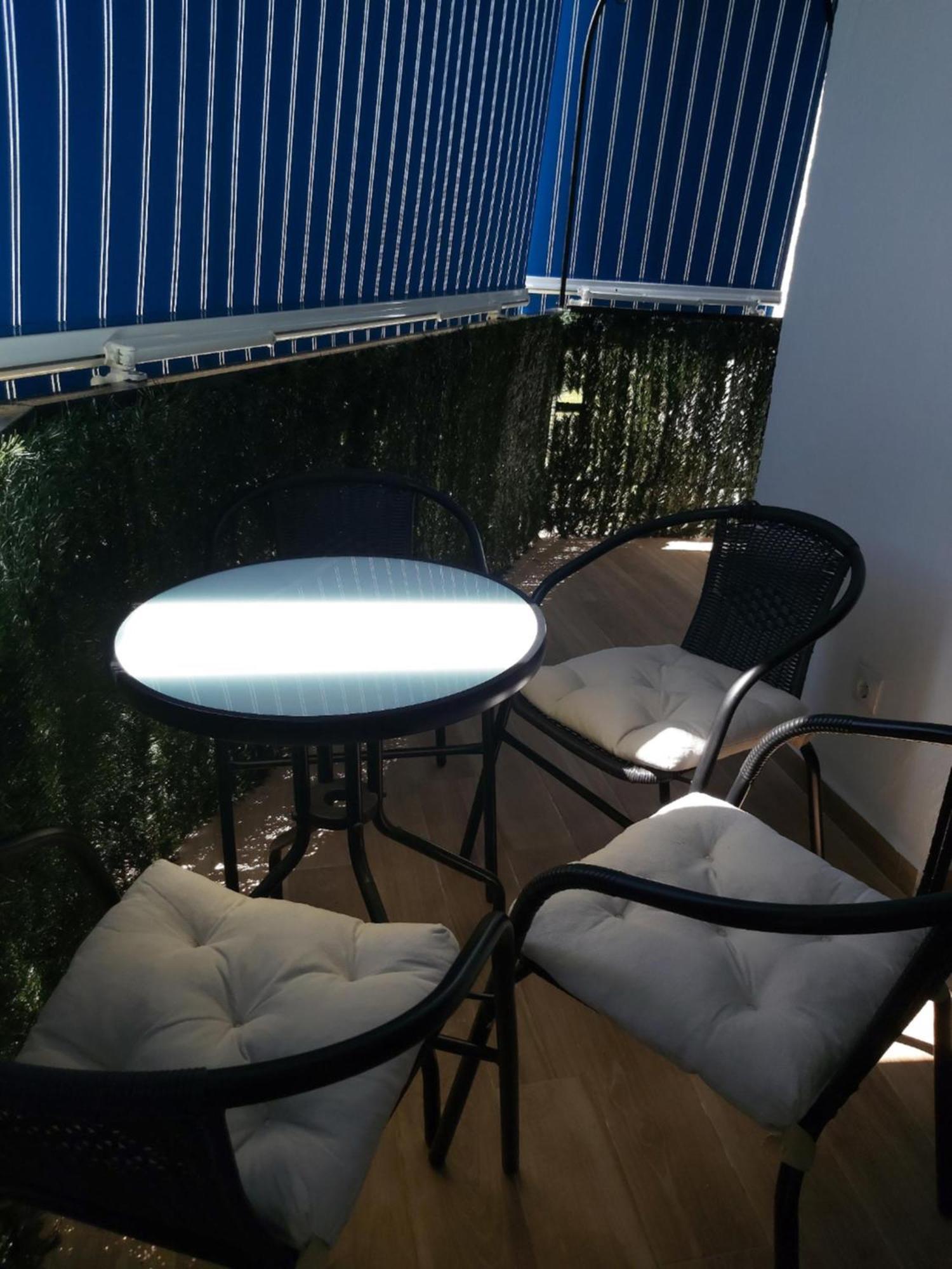 Apartamento La Casa Del Abuelo เนร์คา ภายนอก รูปภาพ